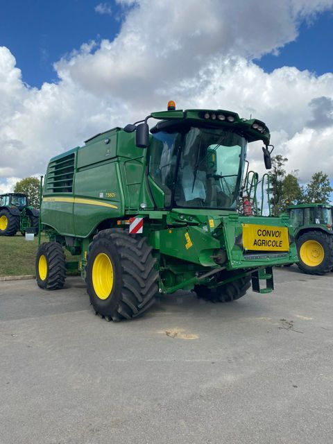 E-FARM: John Deere T 560 i - Combine harvester - id ITEPRTE - €250,000 - Year of construction: 2022 - Engine hours: 482,Engine power (HP): 382,France