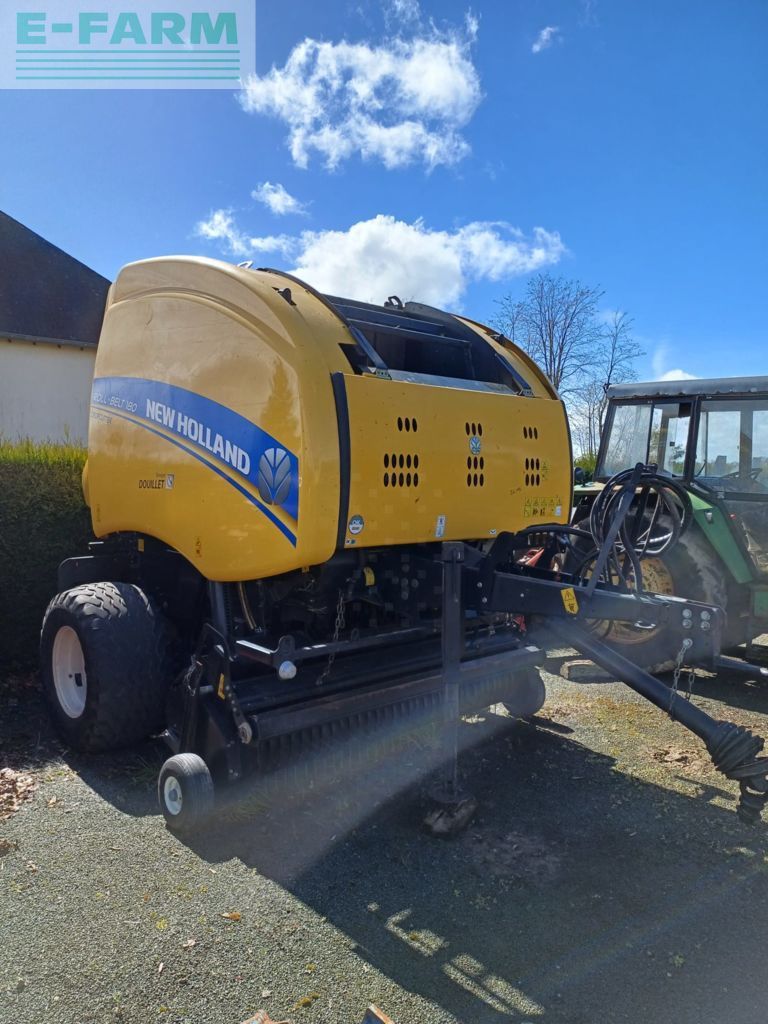 New Holland Roll-Belt 180 Cropcutter Baler €19,000