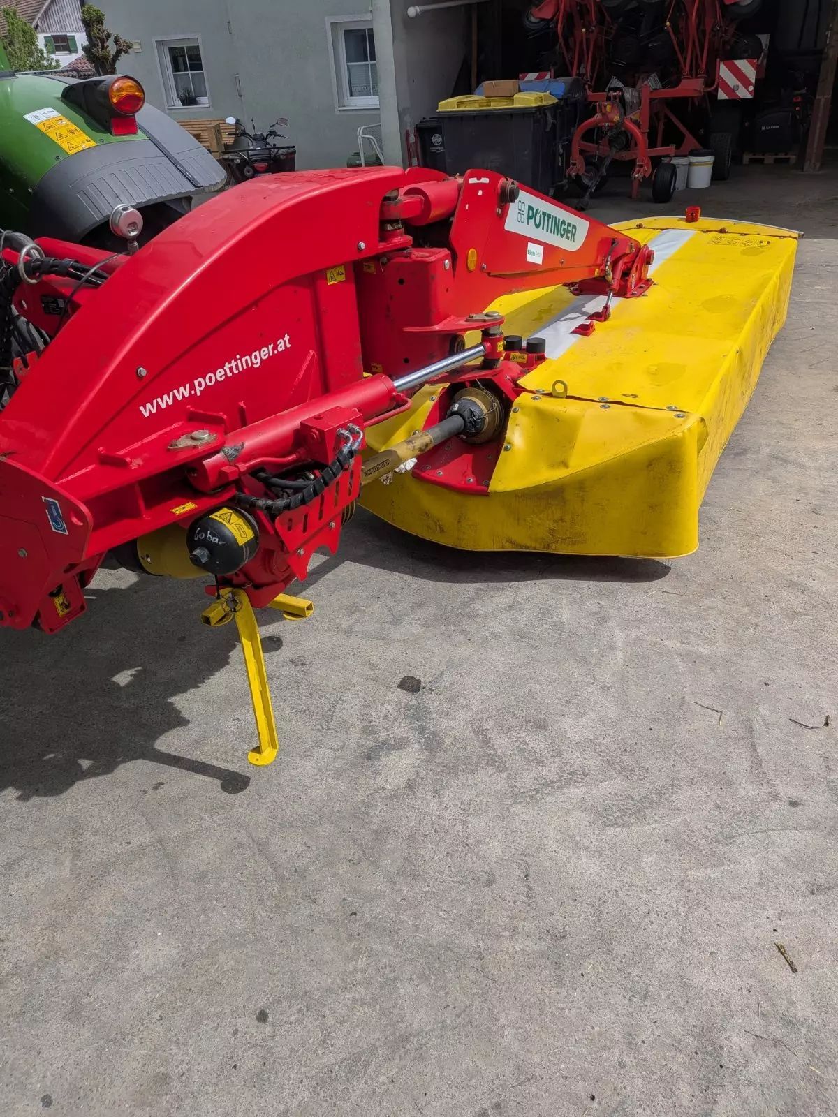 Pöttinger NovaCat 352 Segadora 9750 €