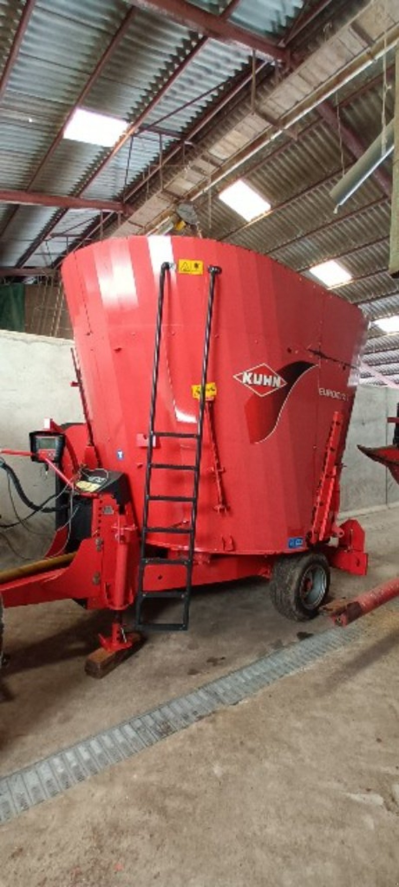 Kuhn Euromix l 1270 feedingwagon 13 000 €