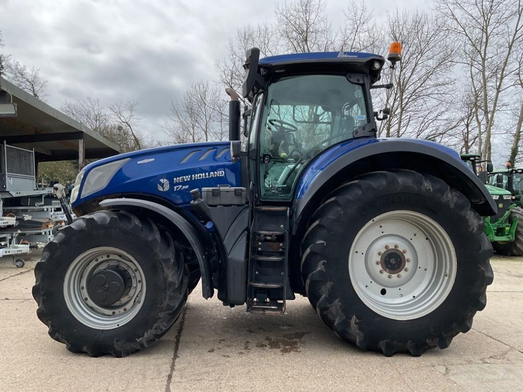 New Holland T7.315 Traktor 91 674 EUR