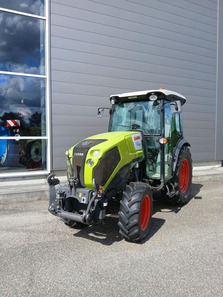 E-FARM: Claas Nexos 220 VL - Traktor - id BIJZWMQ - 39.000 € - Baujahr: 2019 - Abgelesene Motorstunden: 1.748,Motorleistung (PS): 90,Frankreich