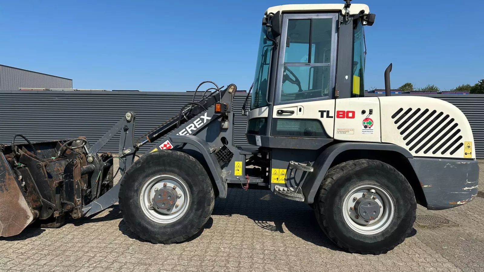 E-FARM: Terex tl80 - Chargeuse sur pneus - id GRCAVPK - 28 119 € - Année: 2013 - Lecture du nombre d'heure: 4 700,Puissance du moteur (chevaux): 63,Danemark