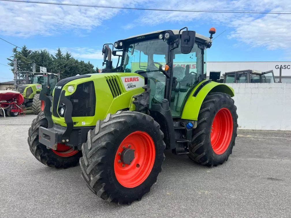 E-FARM: Claas Arion 450 - Traktor - id HVKHPZV - 68.000 € - Baujahr: 2020 - Abgelesene Motorstunden: 2.960,Motorleistung (PS): 130,Frankreich