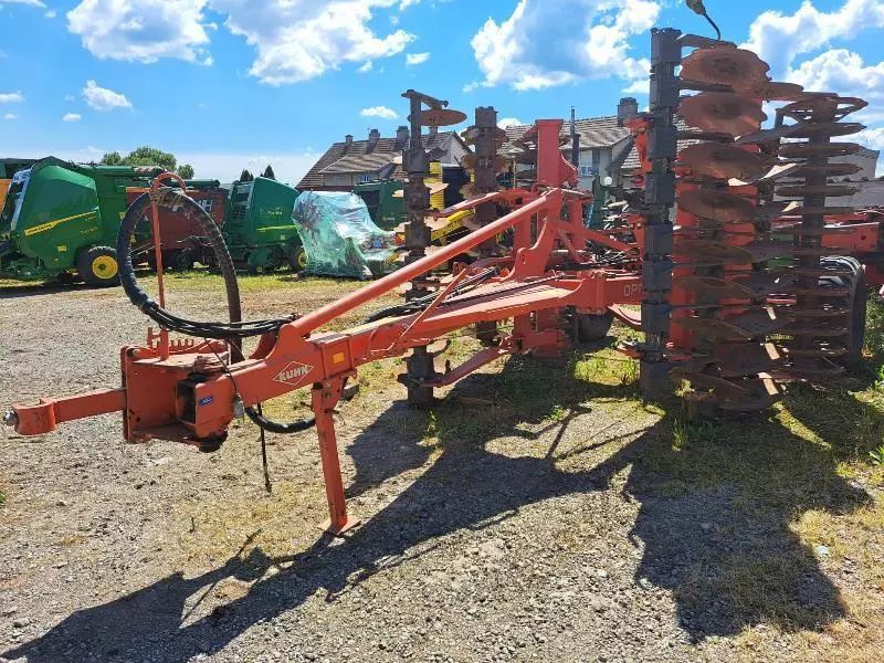 E-FARM: Kuhn optimer 4000 - Herse à disques et disque compact - id IVJYC6H - 9 500 € - Année: 2007 - France