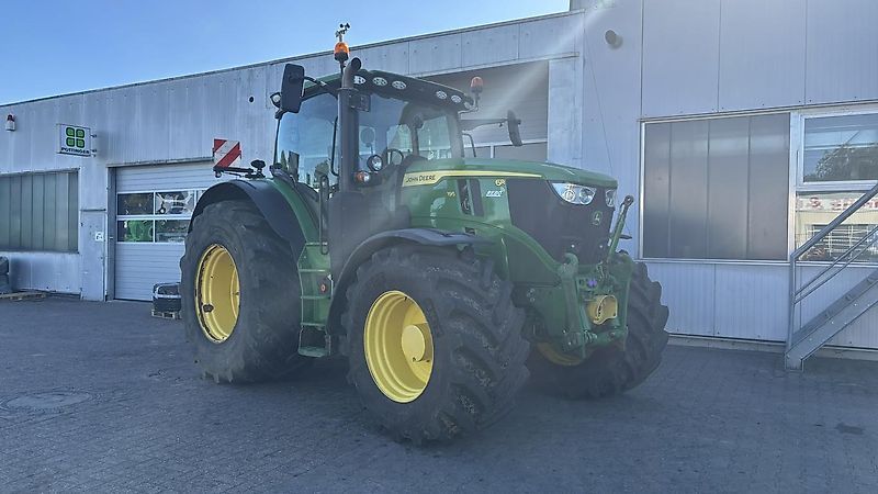 John Deere 6R 195 Tractor €137,778