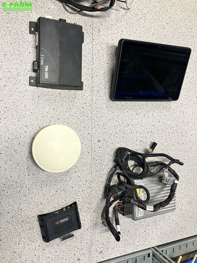 E-FARM: Trimble xcn 2050 - auf vorrüstung - rtk - Precision farming and GPS - id URYTLSZ - €5,950 - Austria