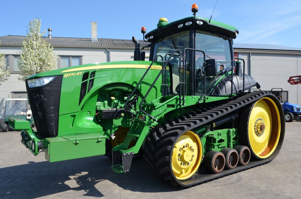 John Deere 8370 RT Tractor €130,000