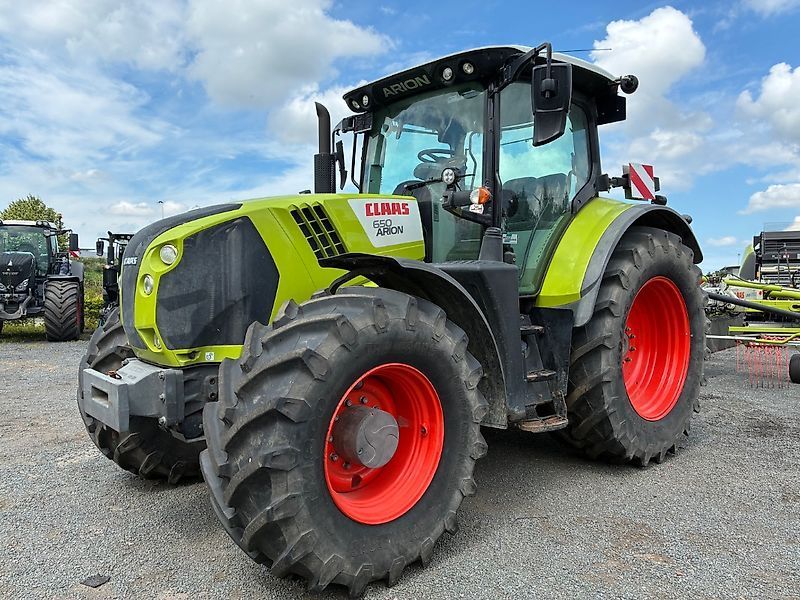 E-FARM: Claas Arion 650 - Traktor - id V2EGNGM - 68.500 € - Baujahr: 2019 - Abgelesene Motorstunden: 5.100,Motorleistung (PS): 185,Deutschland