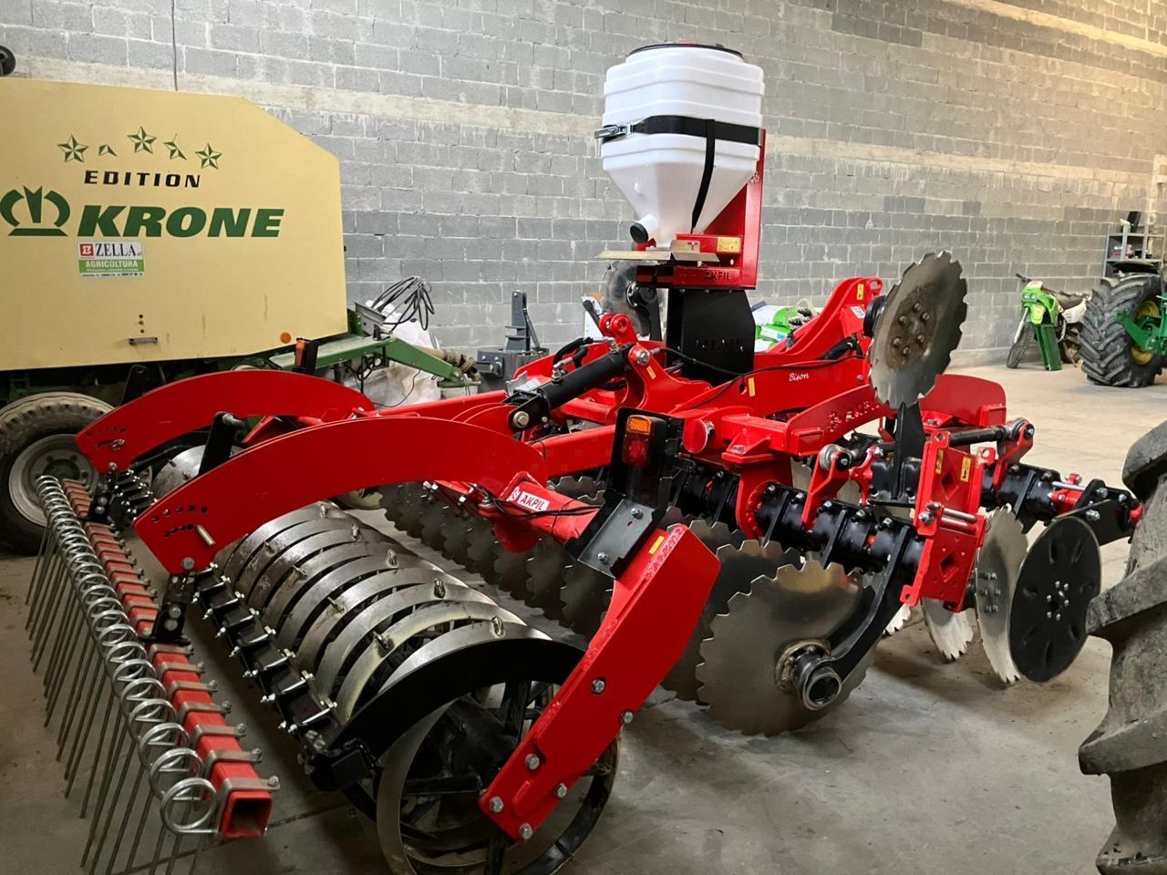 AKPIL bison 30 d Brona talerzowa i talerzówka kompaktowa 17 500 €