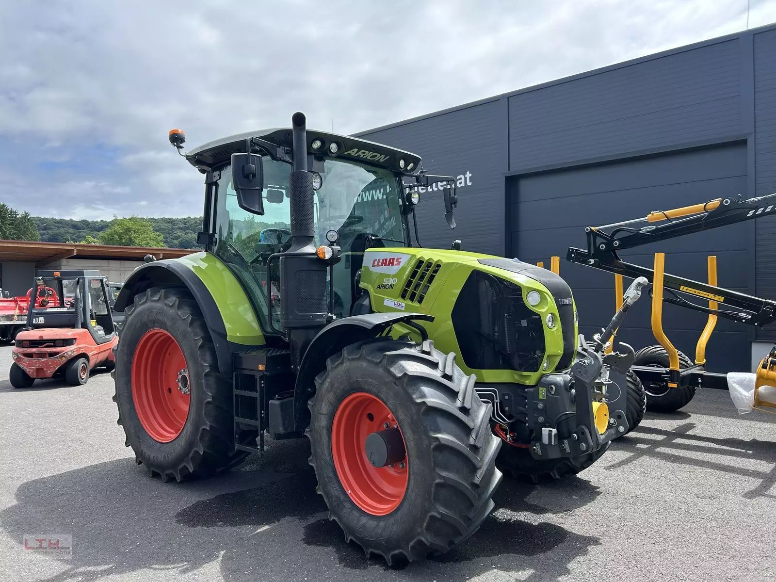 E-FARM: Claas Arion 530 CIS - Τρακτέρ - id F2YYNKL - 79.083 € - Χρονία: 2021 - Μετρητής ωρών: 868,Ισχύς κινητήρα: 135,Αυστρία