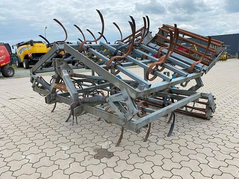 E-FARM: federzinkengrubber - Grubber - id WBG3PGQ - 5.250 € - Deutschland