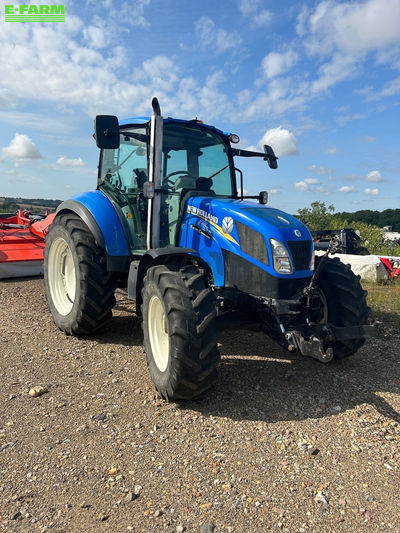 E-FARM: New Holland T5.95 - Tractor - id CYYBKTC - €55,000 - Year of construction: 2013 - Engine hours: 4,000,Engine power (HP): 95,France