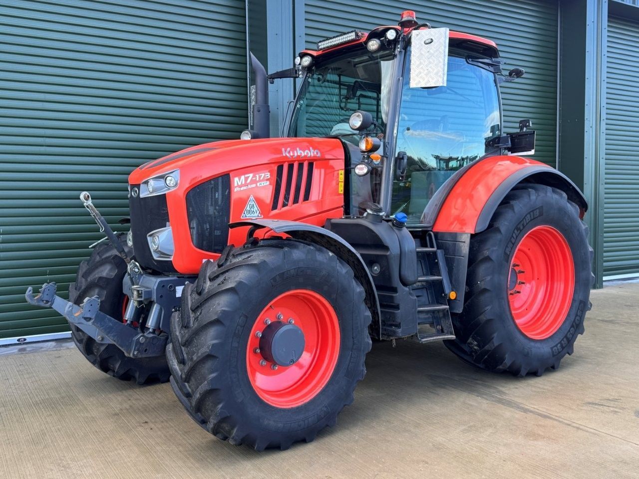 Kubota M7173 Traktor 64.439 €