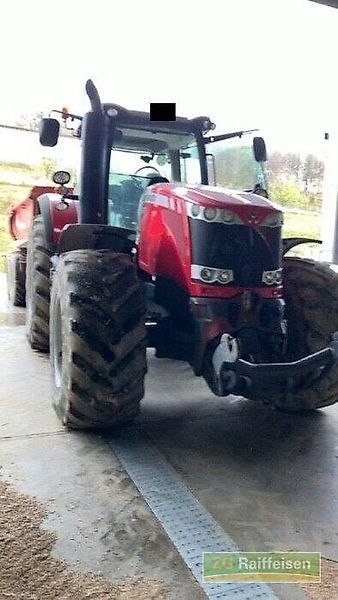 Massey Ferguson 8670 Tractor