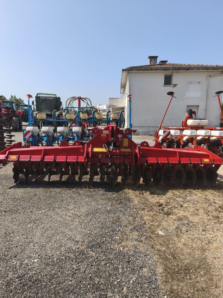 E-FARM: Tulip xlh 500 - Cultivator - id INUVQHX - €13,800 - Year of construction: 2012 - France