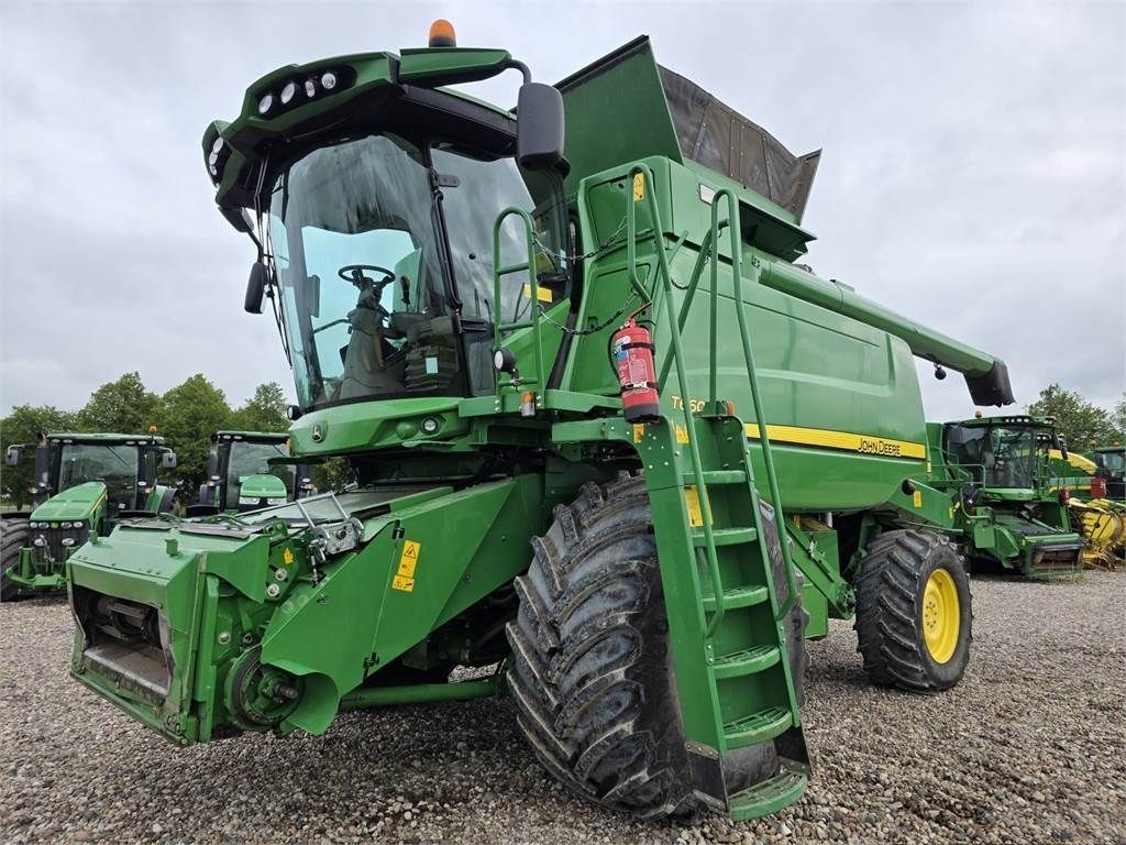E-FARM: John Deere T 660 - Cosechadora - id VG4HDCU - 125.000 € - Año: 2013 - Horas: 2363,Lituania