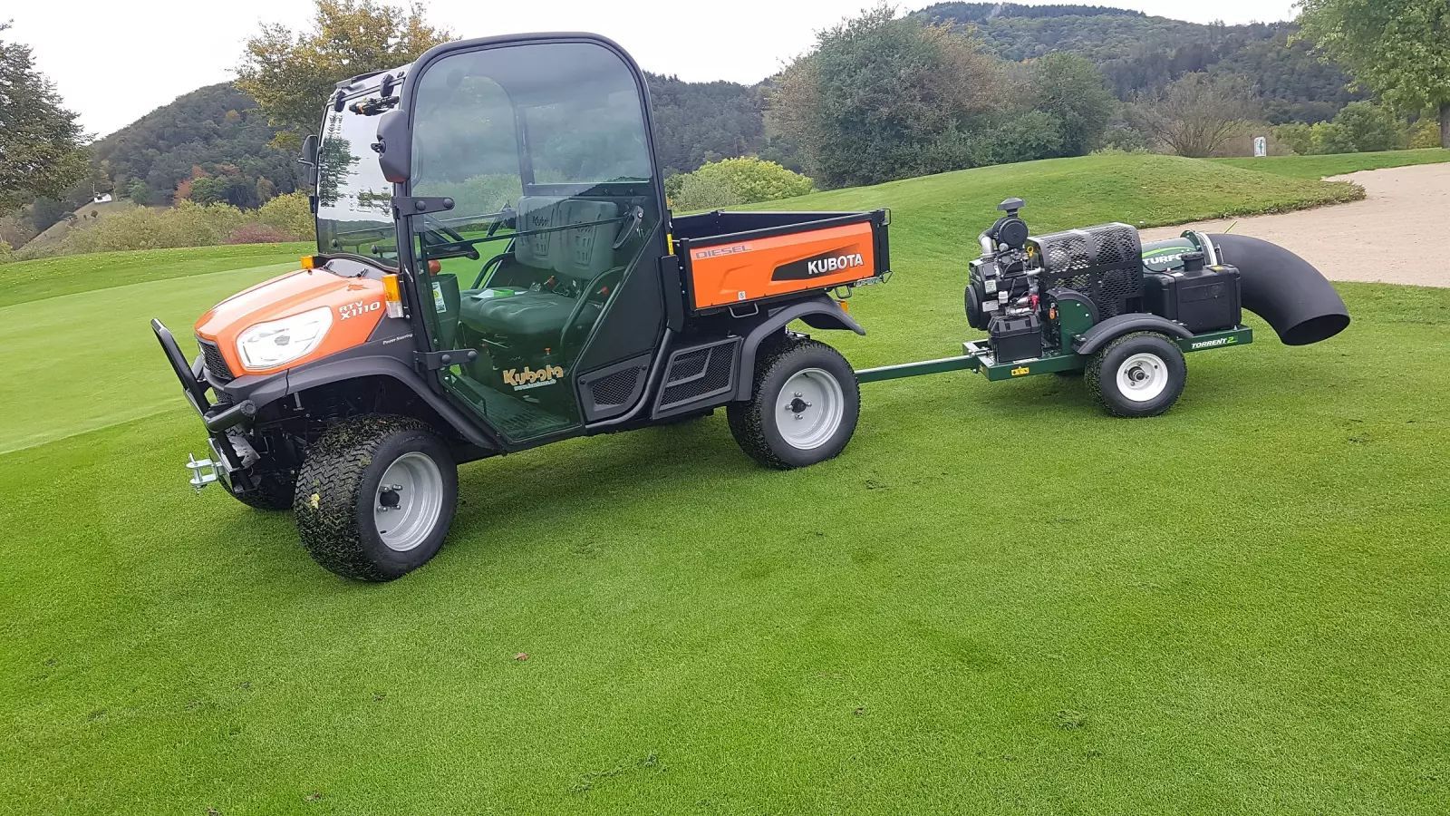 E-FARM: Kubota rtvx1110 turf - Pojazd silnikowy - id T7WLIZW - 26 800 € - Rok produkcji: 2025 - Niemcy