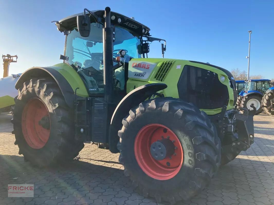 Claas Axion 870 Tractor 69.900 EUR