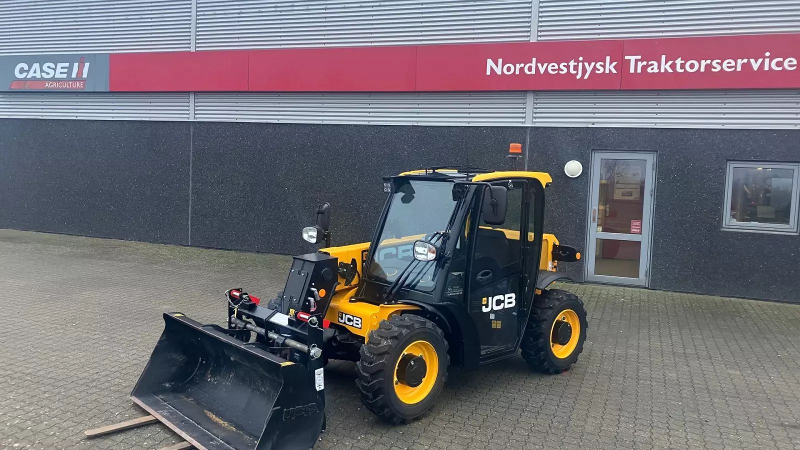JCB 514-40 Teleskopinis krautuvas 46 706 €