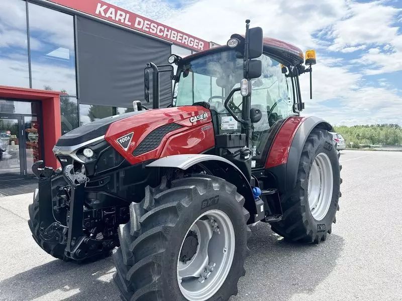 Case IH Farmall 100 Tractor