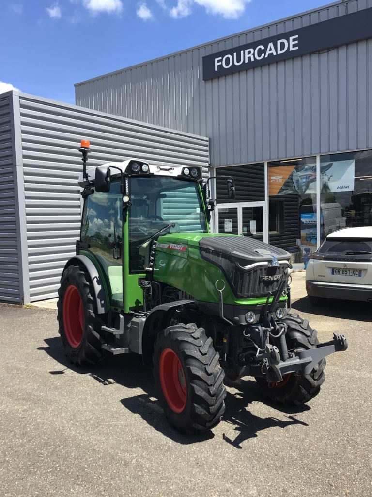 E-FARM: Fendt 210 Vario - Tracteur - id YBRU23T - 79 000 € - Année: 2021 - Lecture du nombre d'heure: 1 745,Puissance du moteur (chevaux): 100,France
