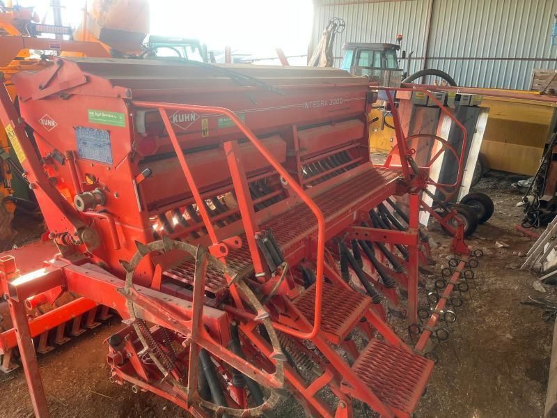 Kuhn integra 3003 Siewnik rzędowy/agregat uprawowo-siewny 3200 €