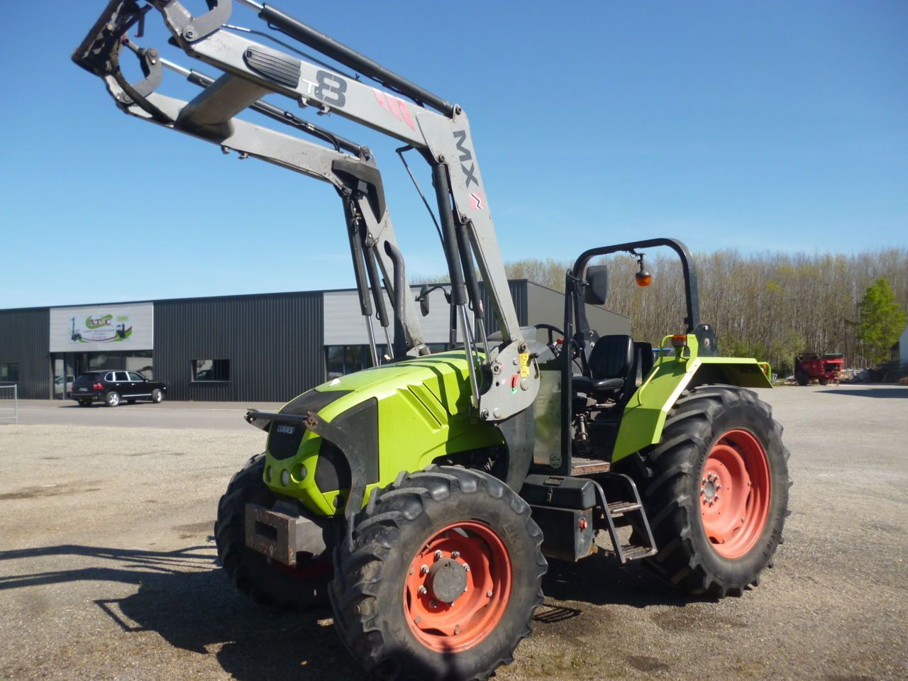 E-FARM: Claas Axos 310 - Tractor - id WR4QITU - 26.500 € - Año: 2010 - Horas: 7300,Potencia del motor: 75,Francia