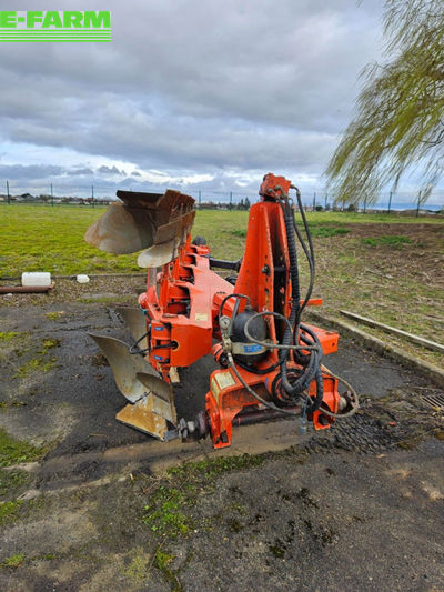 E-FARM: Kuhn varimasteur151 - Plough - id CDGFCV6 - €9,500 - Year of construction: 2002