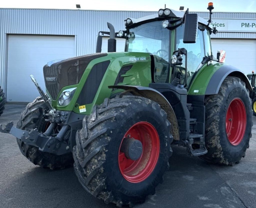 Fendt 824 Vario Tracteur 127 000 €