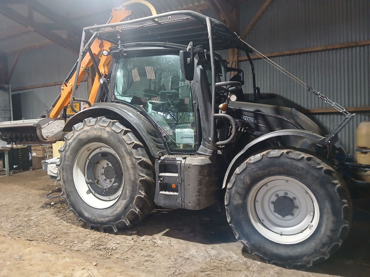 Valtra N 155 Tractor €150,000