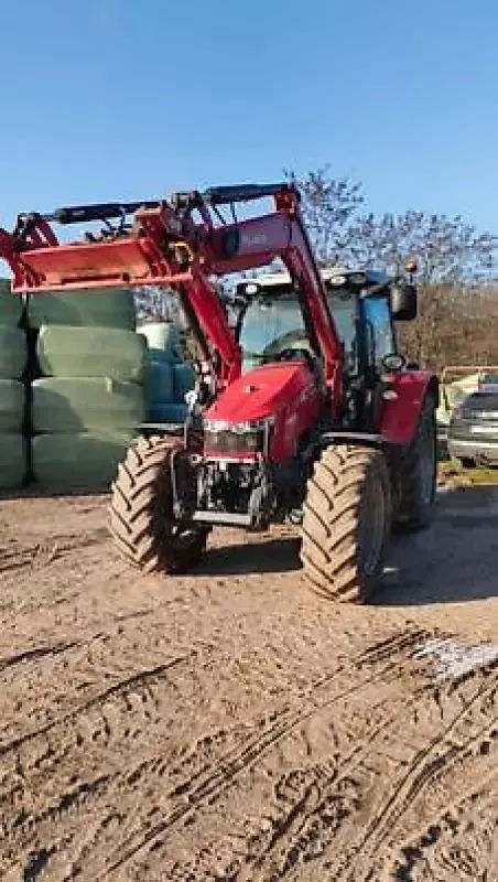 E-FARM: Massey Ferguson 5713S Dyna-6 - Traktor - id I8NITMI - 67.000 € - Baujahr: 2017 - Abgelesene Motorstunden: 2.860,Motorleistung (PS): 131,Frankreich