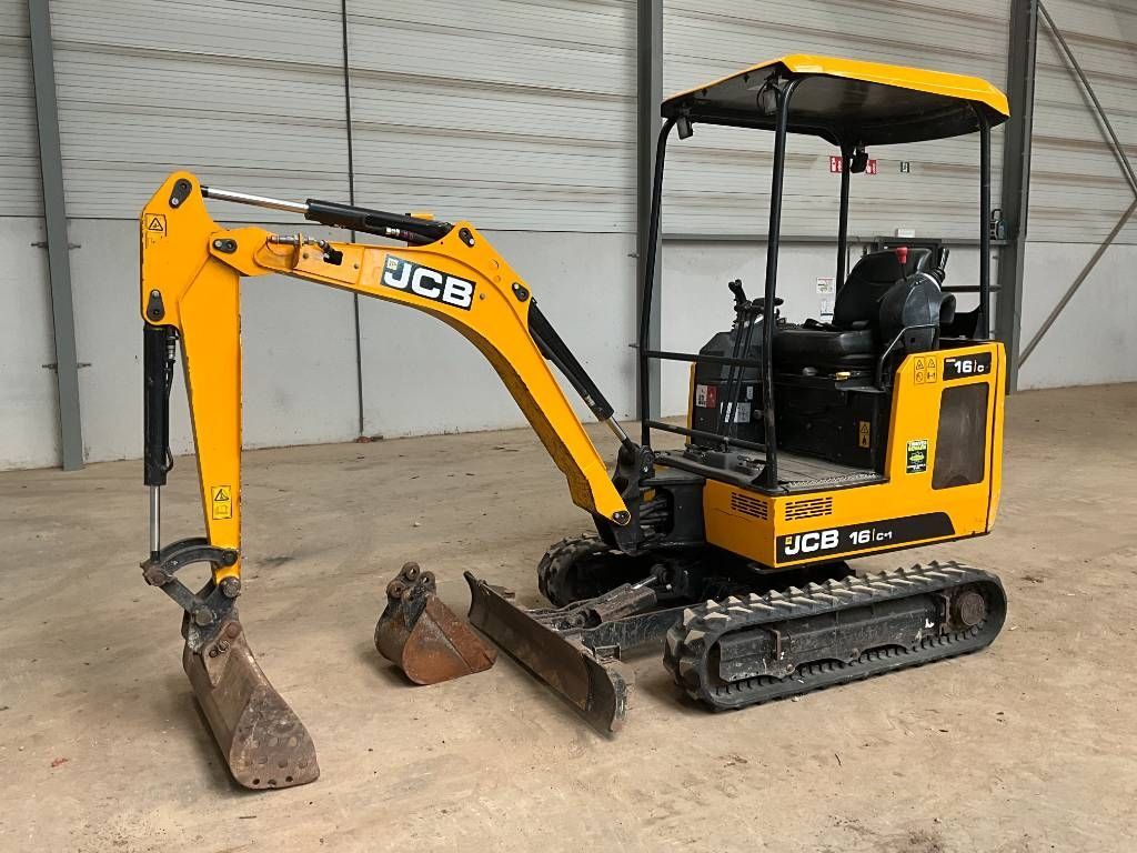 JCB 16 c-1 t3 Mini excavator €12,250