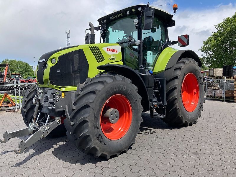 E-FARM: Claas Axion 870 CMATIC CEBIS - Traktor - id LCEBYUV - 165 900 € - Rok výroby: 2023 - Hodiny motoru: 975,Výkon motoru (HP): 295,Německo