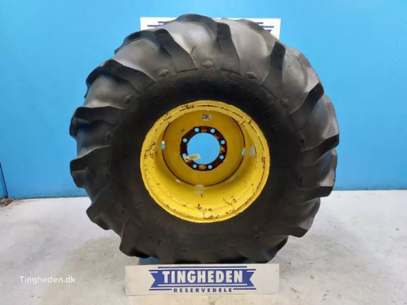 GOODYEAR 26" 23.1-26 Kola a pásy