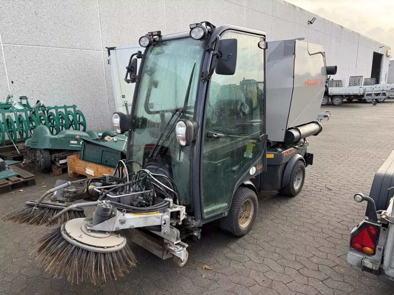 Holder x30 Tractor €16,735