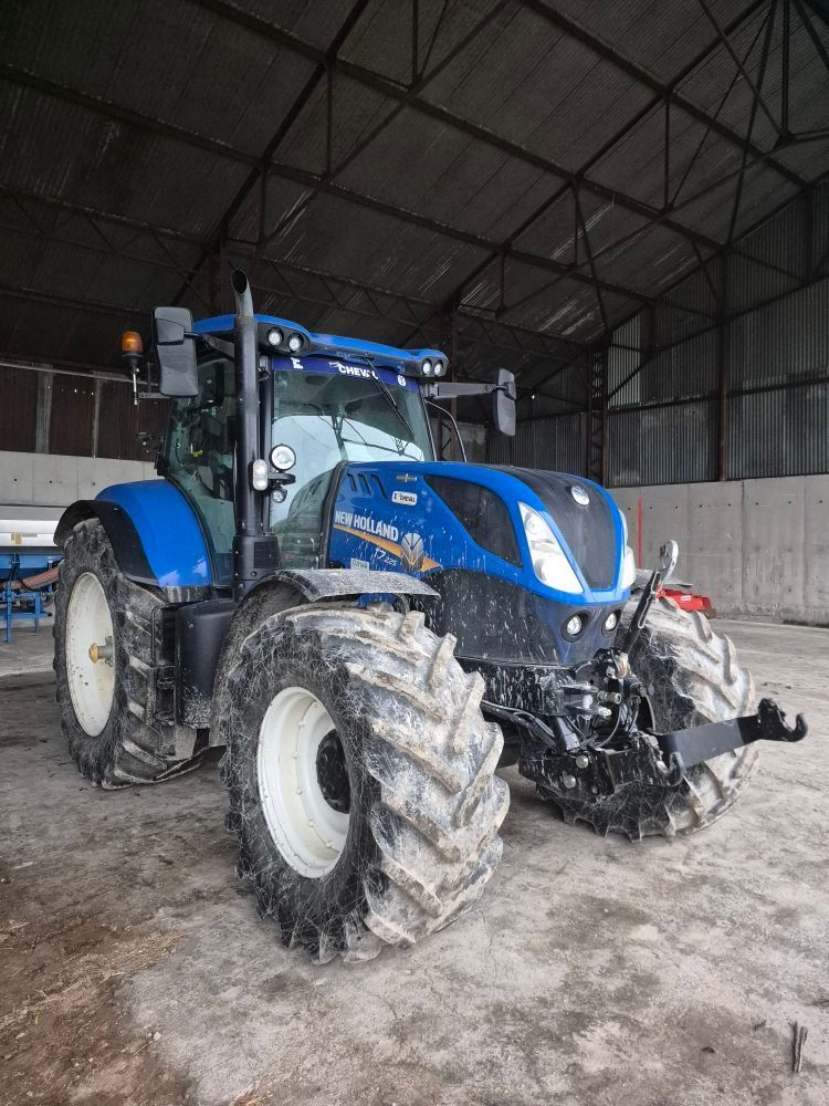 New Holland T7.225 Tractor €75,000