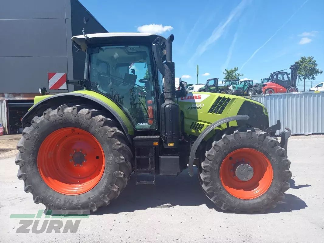 E-FARM: Claas Trion 660 - Traktor - id NHXVQRW - 120.000 € - Baujahr: 2023 - Abgelesene Motorstunden: 1.525,Motorleistung (PS): 200,Deutschland