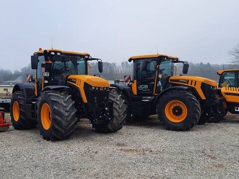 JCB Fastrac 4220 iCON Tractor €167,500