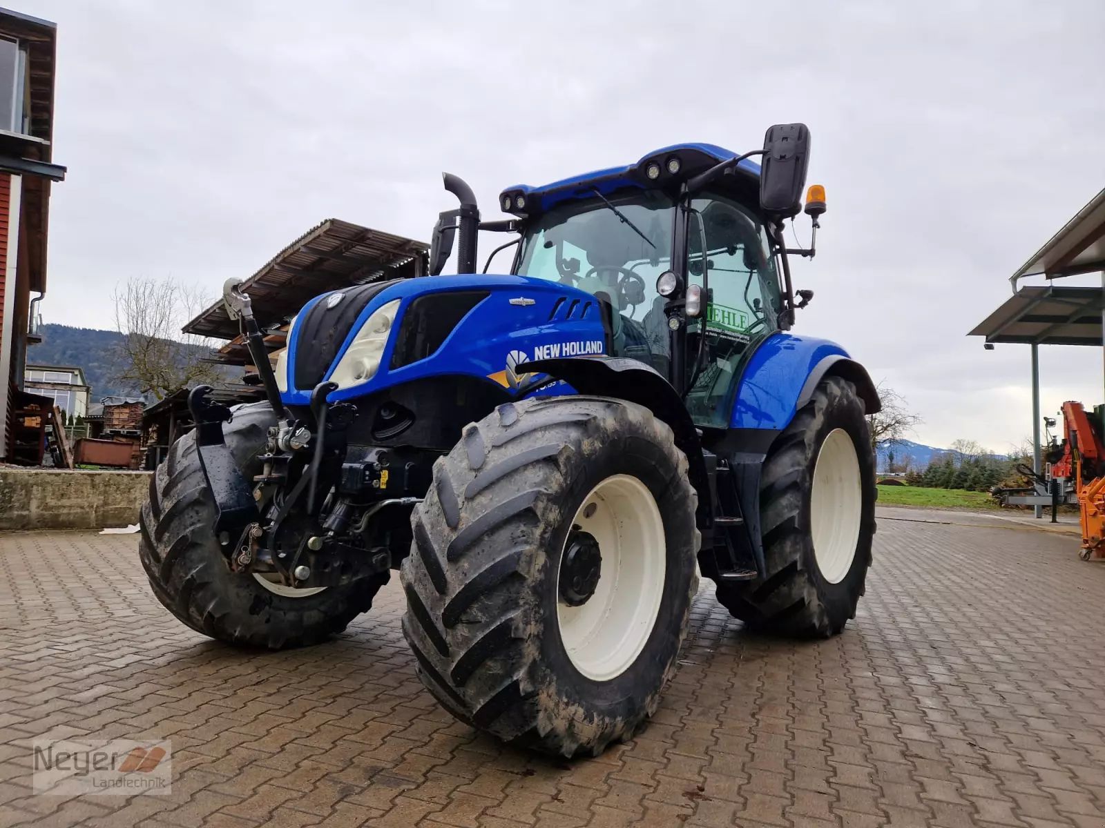E-FARM: New Holland T6.155 - Tractor - id XF4QWLC - 59.000 € - Año: 2018 - Horas: 4700,Potencia del motor: 125,Alemania