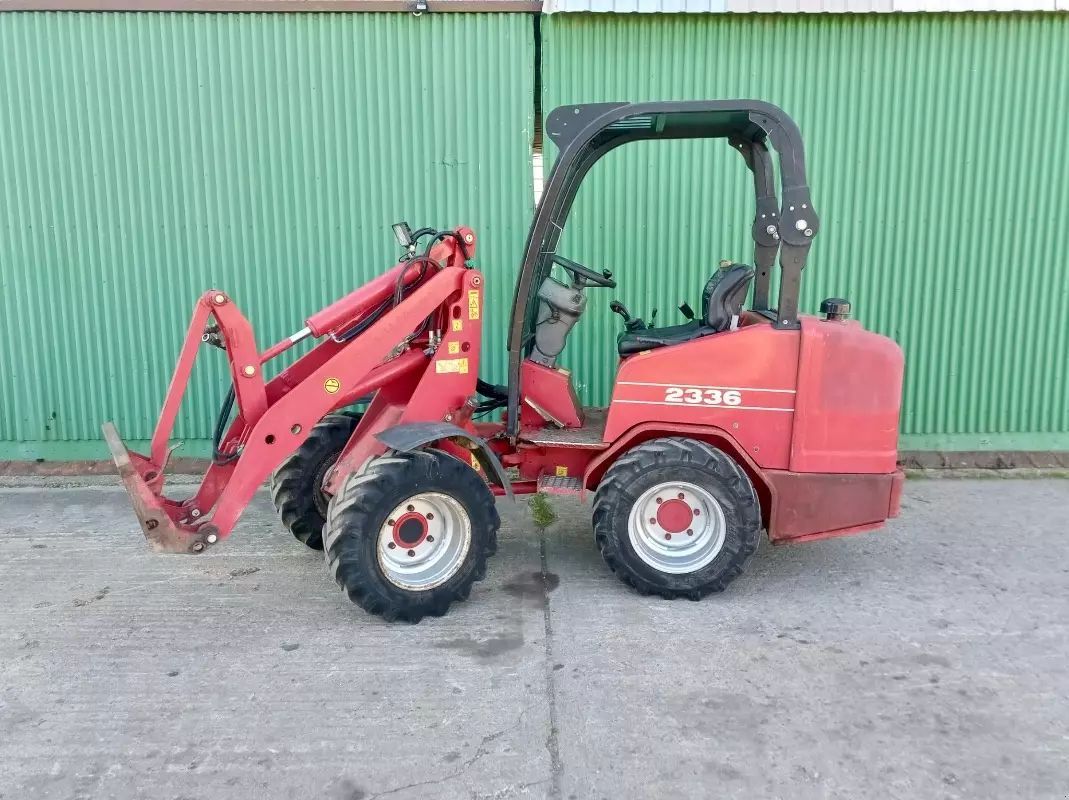 E-FARM: Schäffer 2336 - Chargeuse à roues téléguidée - id R2AAQMQ - 15 800 € - Année: 2012 - Lecture du nombre d'heure: 8 573,Puissance du moteur (chevaux): 35,Allemagne