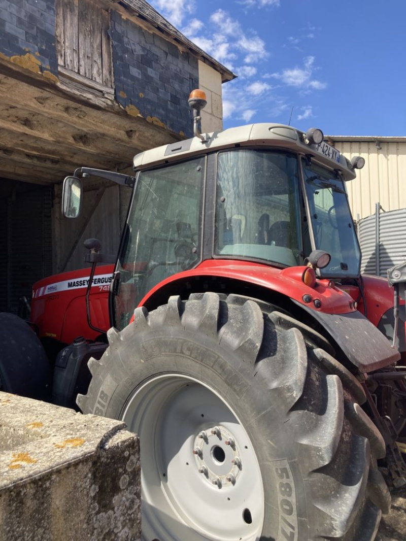 Massey Ferguson 7480 tractor €46,500