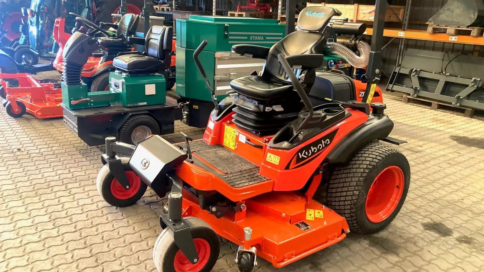 Kubota ZD1211R-60 Cortadora de césped 20.063 €
