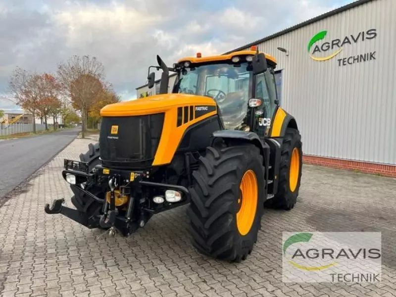E-FARM: JCB 8310 - Traktor - id QGRQT7Q - 64.900 € - Baujahr: 2012 - Abgelesene Motorstunden: 7.987,Motorleistung (PS): 310,Deutschland