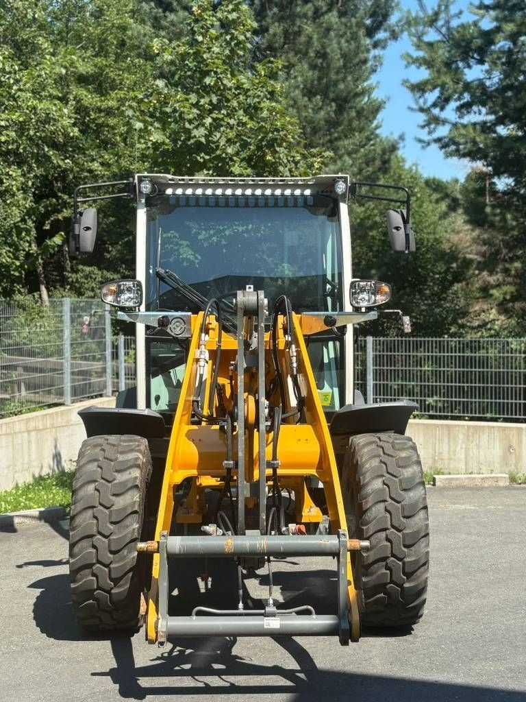 Liebherr L 506 Wheel loader €47,500
