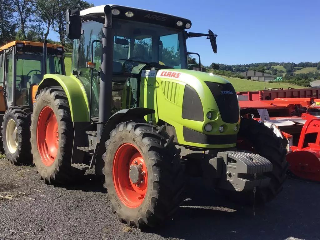 E-FARM: Claas Ares 557 ATZ - Traktor - id KRDDIVF - 34.000 € - Baujahr: 2006 - Abgelesene Motorstunden: 3.900,Motorleistung (PS): 100,Frankreich