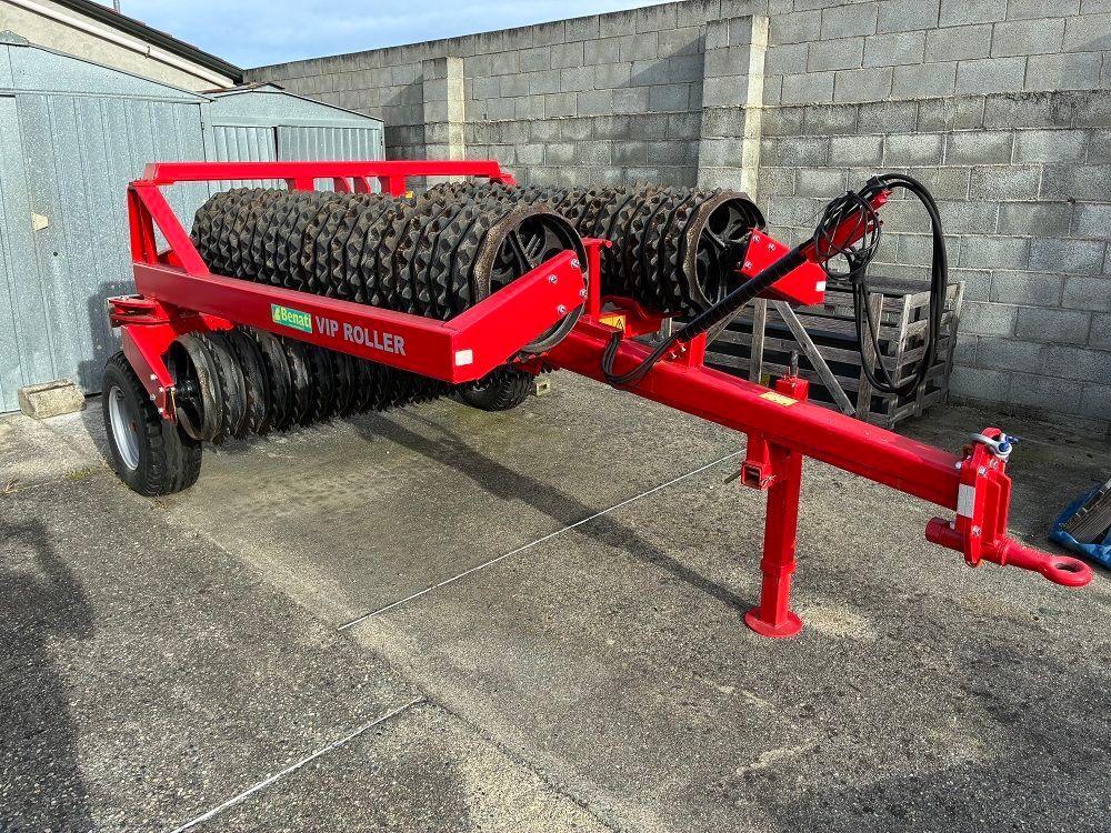 HE-VA vip roller 630 Prasy i wały 10 500 €