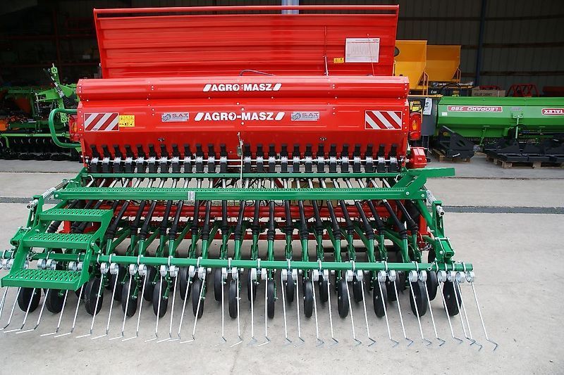 E-FARM: AGRO-MASZ aktion-sr 300-doppelscheibe-andruckrolle-neu - Drill - id 5NDJIHG - €12,075 - Austria
