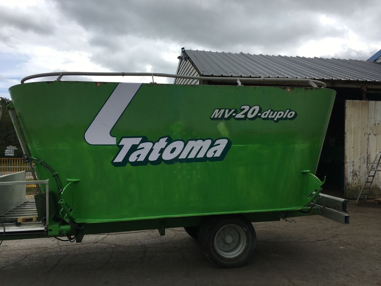 E-FARM: Tatoma - Mezcladora de alimentos - id DHY8KRE - 25.500 € - Año: 2004 - Francia