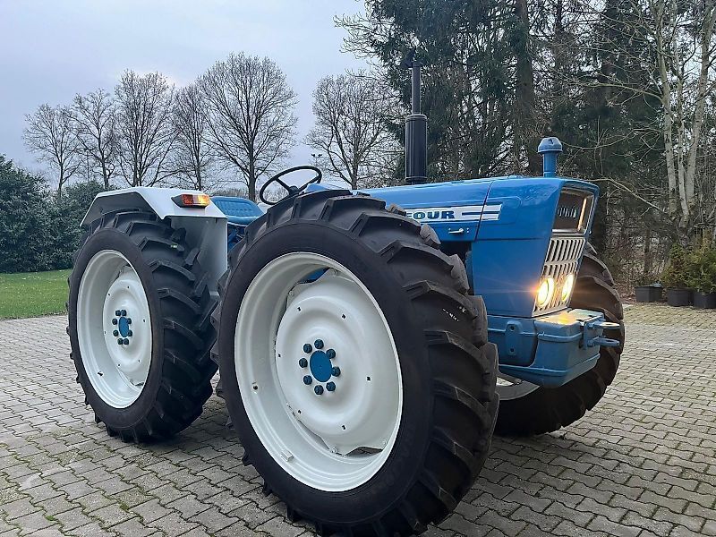 Ford county 754 super four *new restored* Trattore